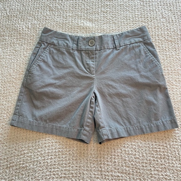 LOFT Pants - Ann Taylor LOFT Gray Shorts “The Riviera Short” Size 0